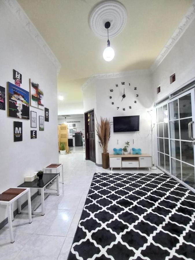 Homestay Berkah Syariah Букіттінгі Екстер'єр фото